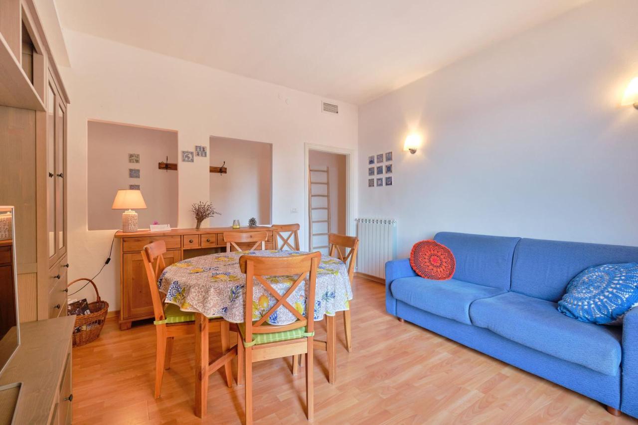 Apartmentsgarda - Residenza Dei Navigatori Torri Del Benaco Exterior photo