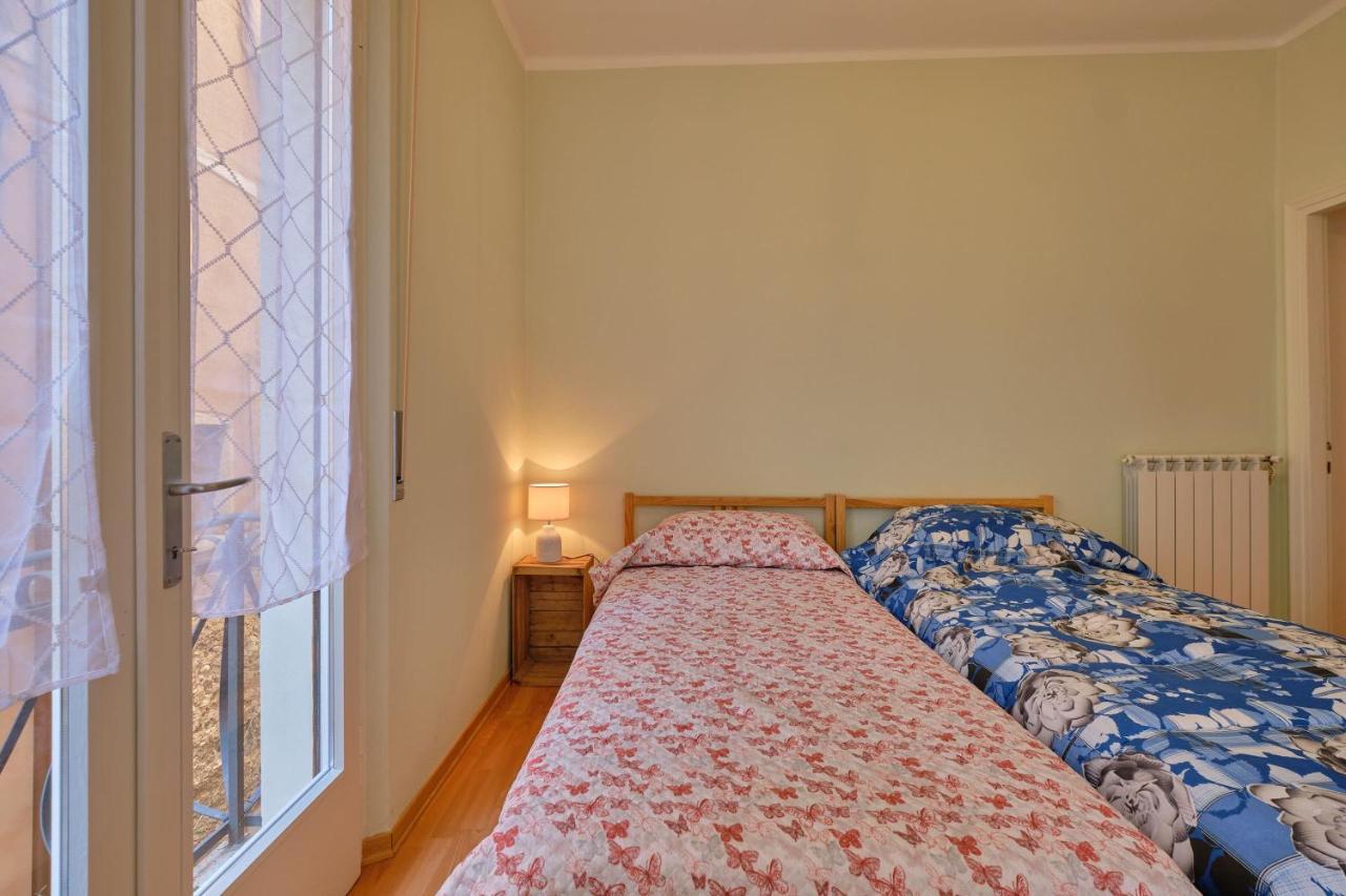 Apartmentsgarda - Residenza Dei Navigatori Torri Del Benaco Exterior photo